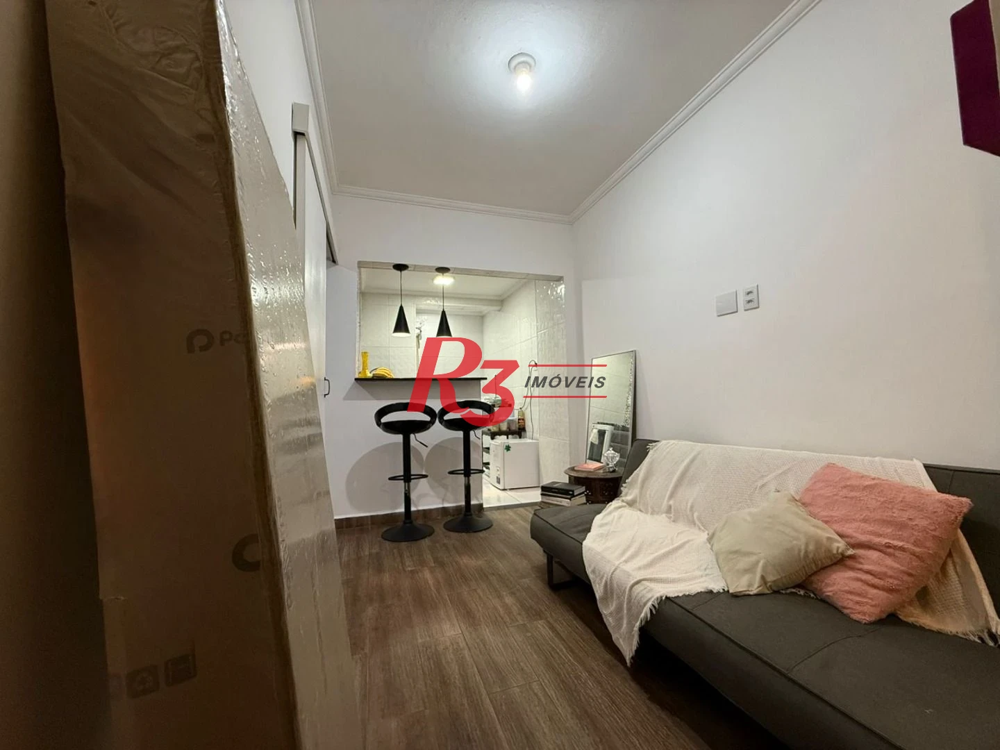 Apartamento com 1 dormitório à venda, 35 m² por R$ 335.000,00 - Gonzaga - Santos/SP
