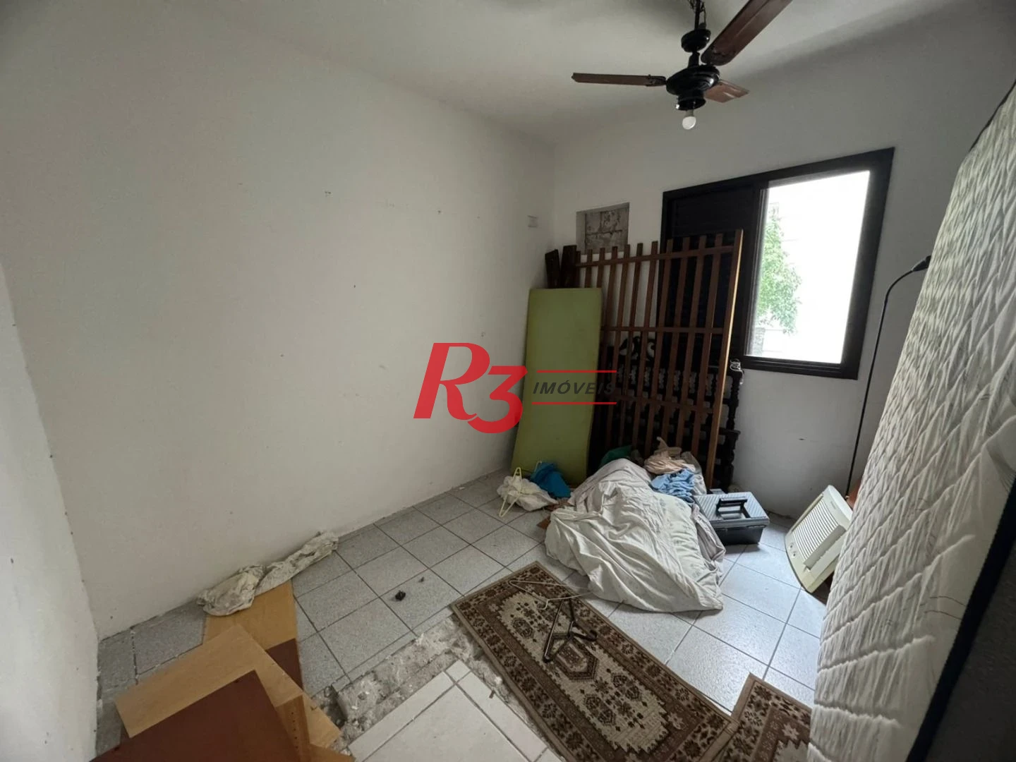 Apartamento com 3 dormitórios à venda, 200 m² por R$ 1.500.000,00 - Embaré - Santos/SP