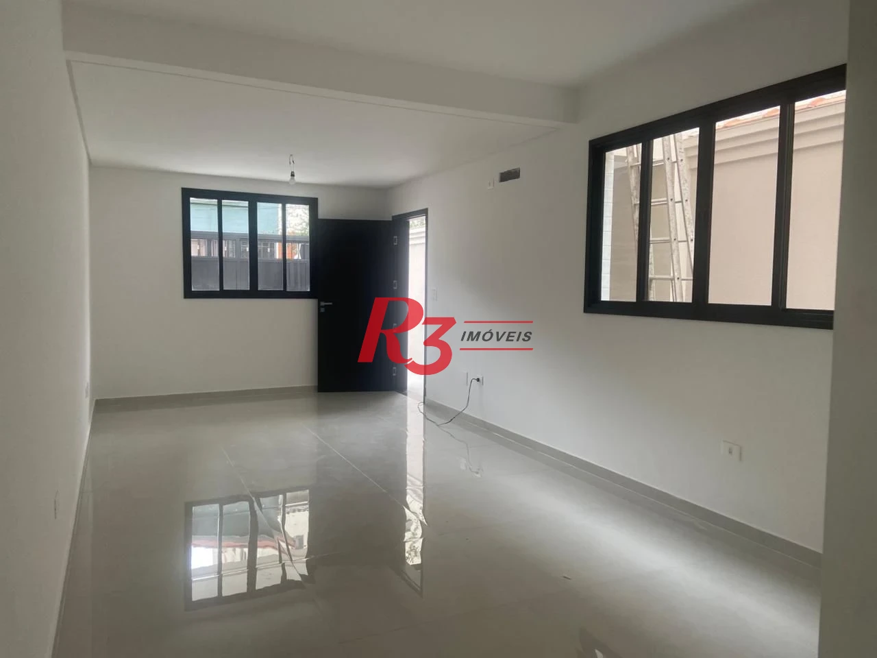 Sobrado triplex à venda/lançamento no Boqueirão - Santos/SP