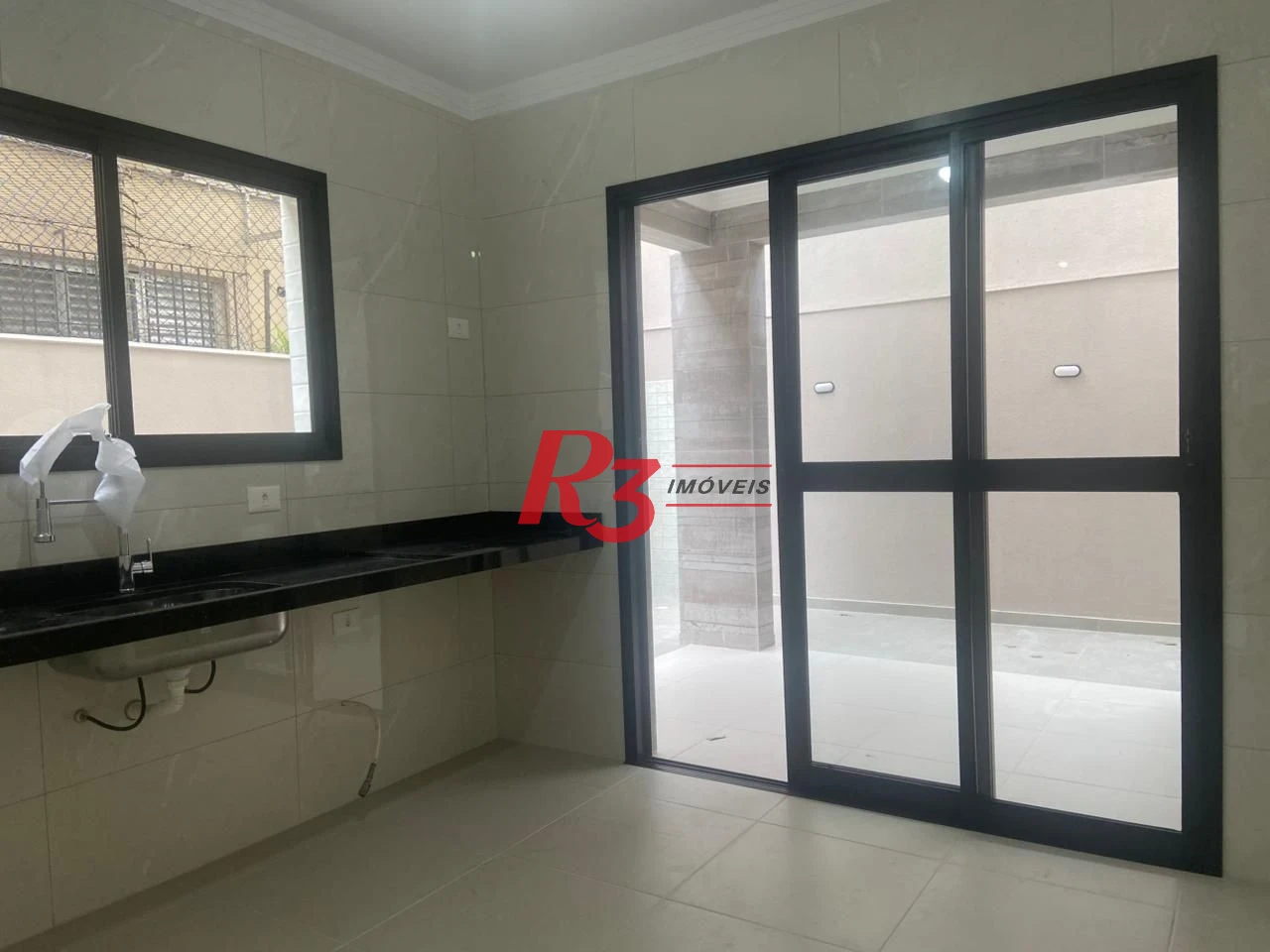 Sobrado triplex à venda/lançamento no Boqueirão - Santos/SP