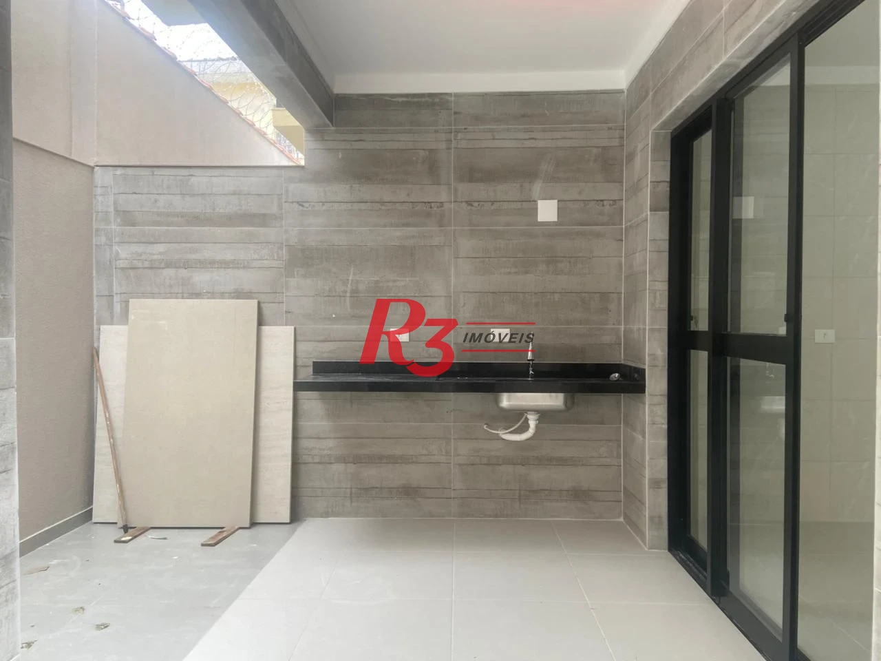 Sobrado triplex à venda/lançamento no Boqueirão - Santos/SP