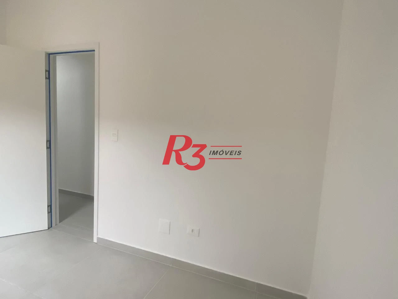Sobrado triplex à venda/lançamento no Boqueirão - Santos/SP