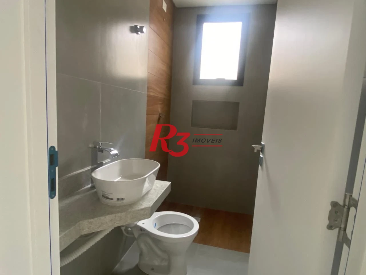 Sobrado triplex à venda/lançamento no Boqueirão - Santos/SP
