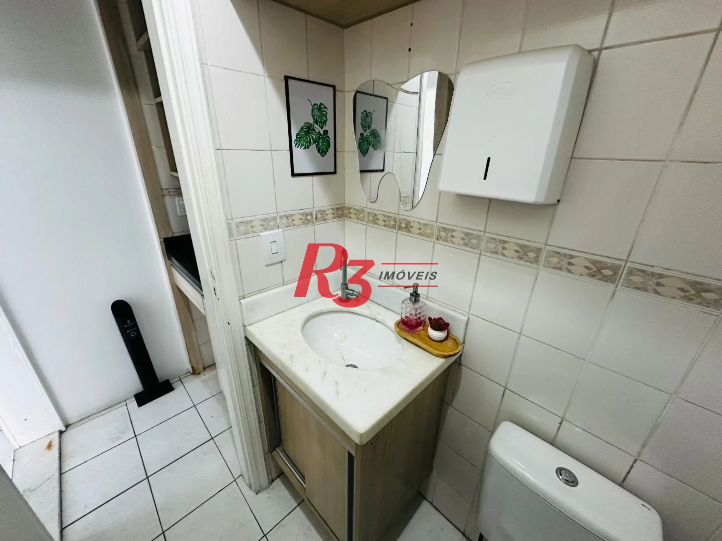 Sala à venda, 43 m² por R$ 380.000,00 - Embaré - Santos/SP