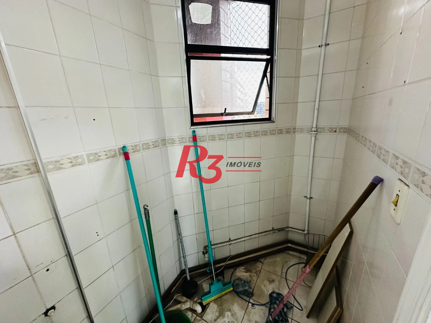 Sala à venda, 43 m² por R$ 380.000,00 - Embaré - Santos/SP
