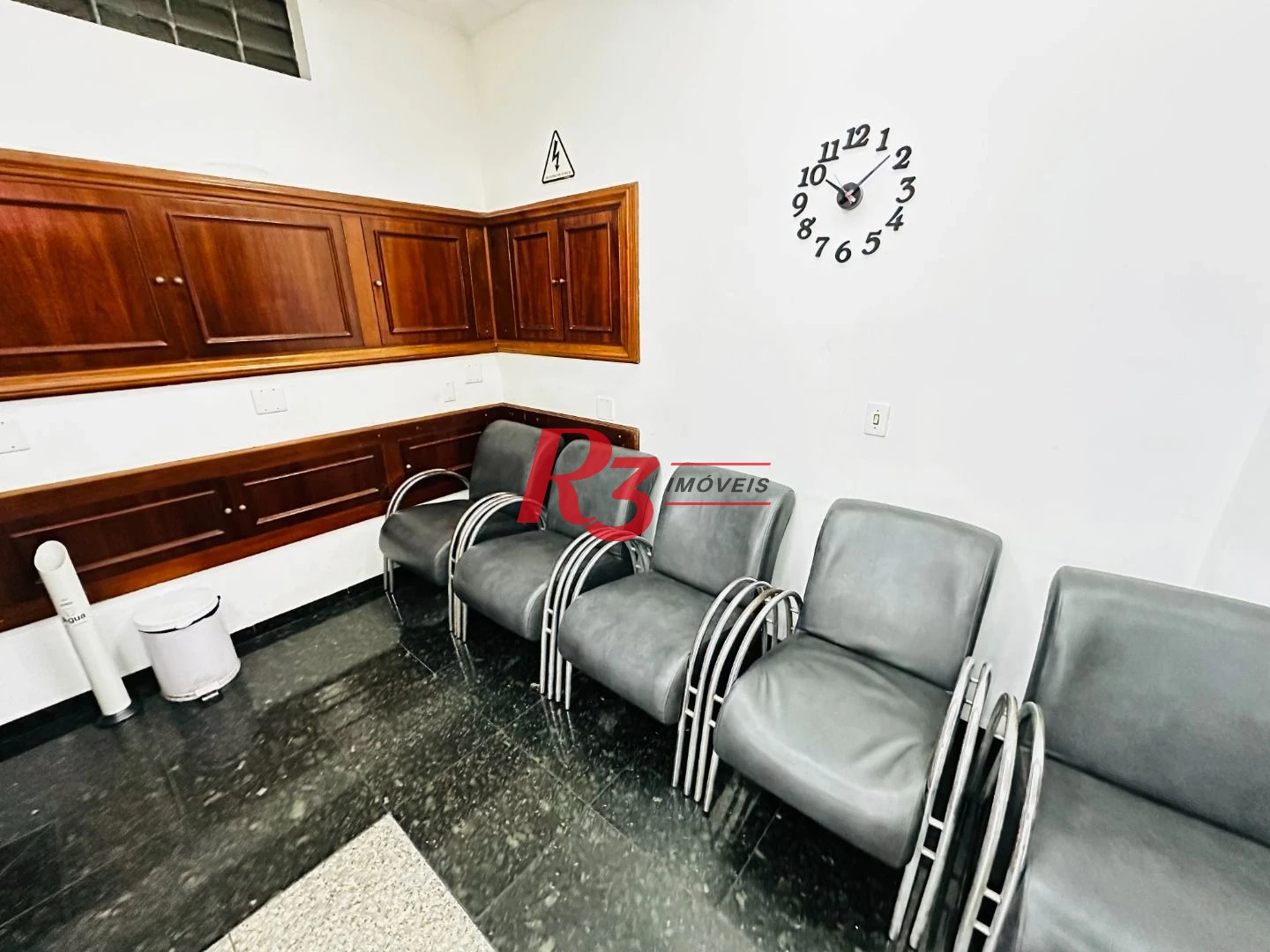 Sala à venda, 43 m² por R$ 380.000,00 - Embaré - Santos/SP