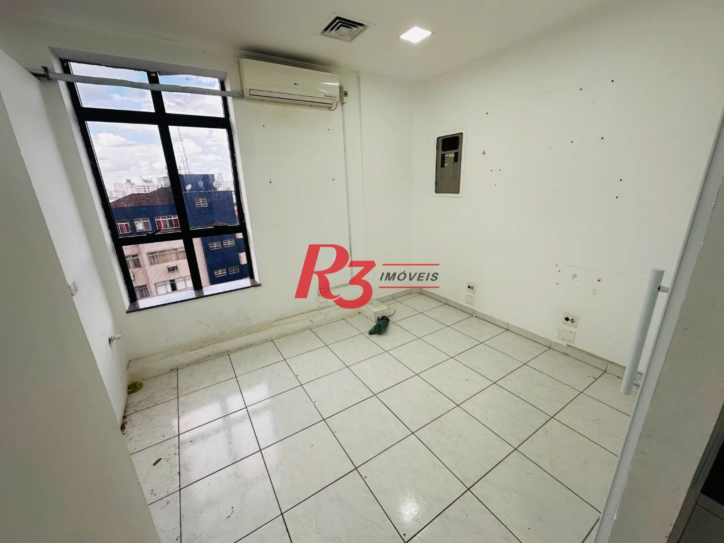 Sala à venda, 43 m² por R$ 380.000,00 - Embaré - Santos/SP