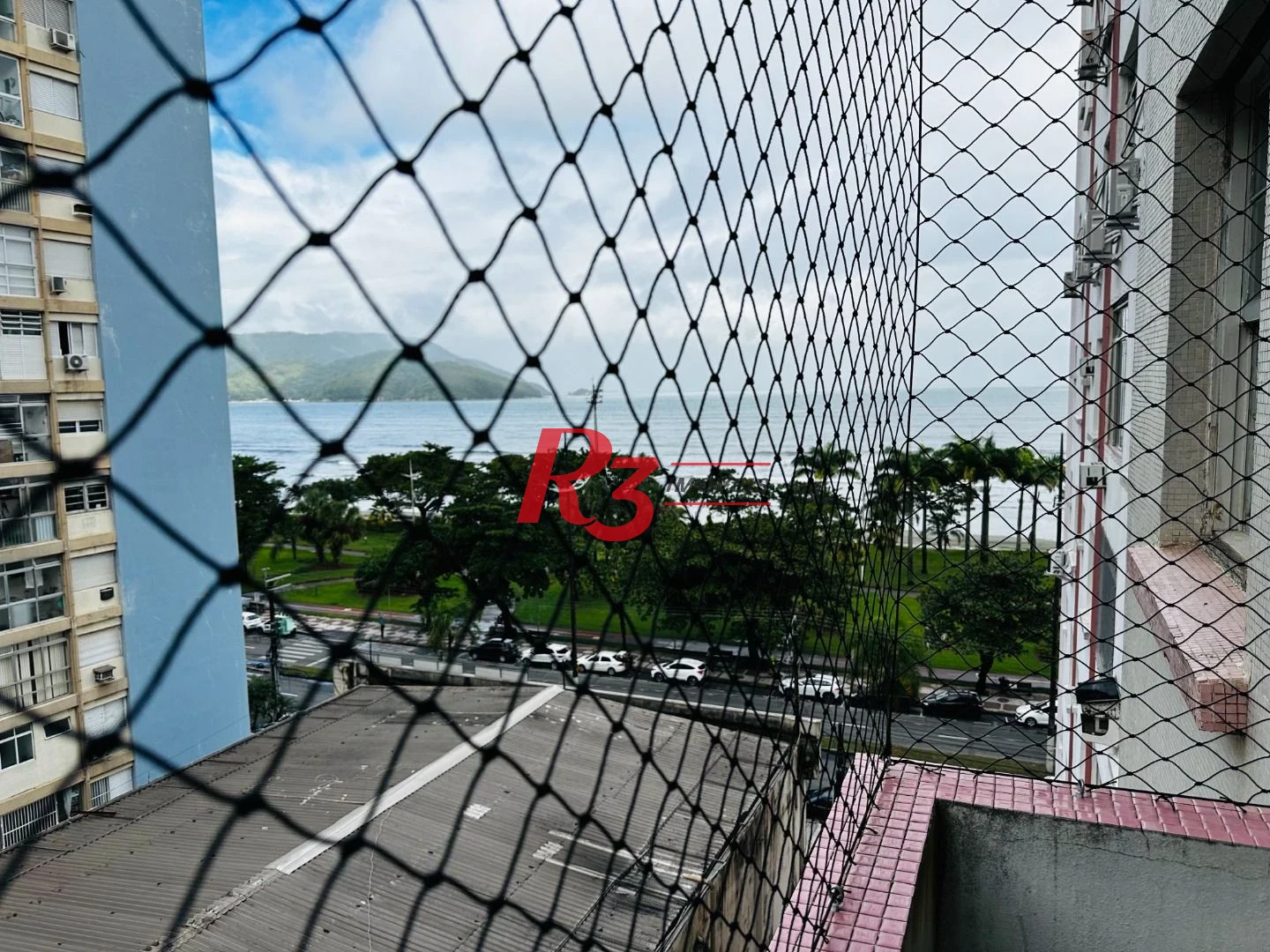 Apartamento com 2 dormitórios para alugar, 65 m² por R$ 3.000,02/mês - Boqueirão - Santos/SP