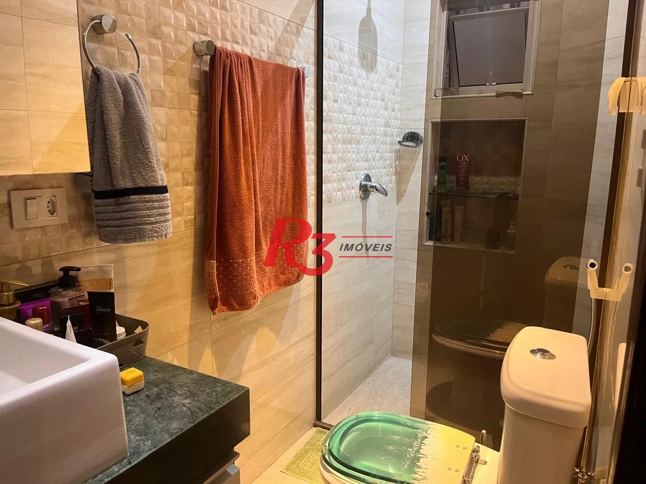 Apartamento com 3 dormitórios à venda, 120 m² por R$ 739.000,00 - Gonzaga - Santos/SP
