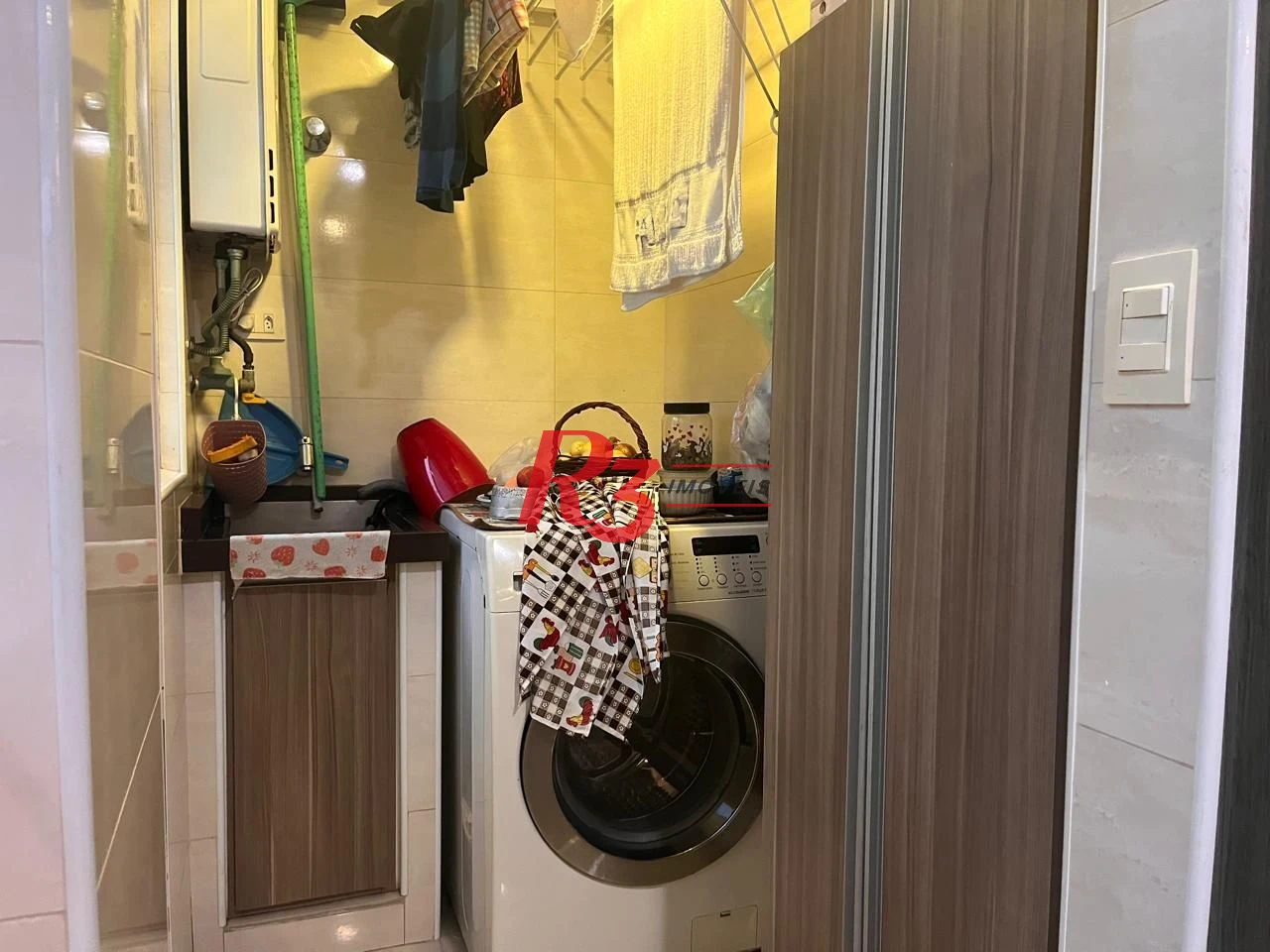 Apartamento com 3 dormitórios à venda, 120 m² por R$ 739.000,00 - Gonzaga - Santos/SP