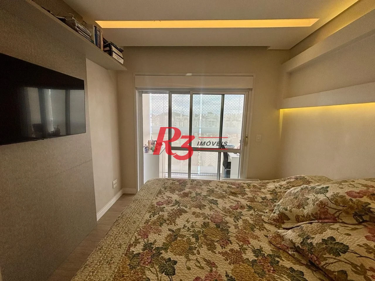 Apartamento com 3 dormitórios à venda, 131 m² por R$ 1.980.000,00 - Embaré - Santos/SP