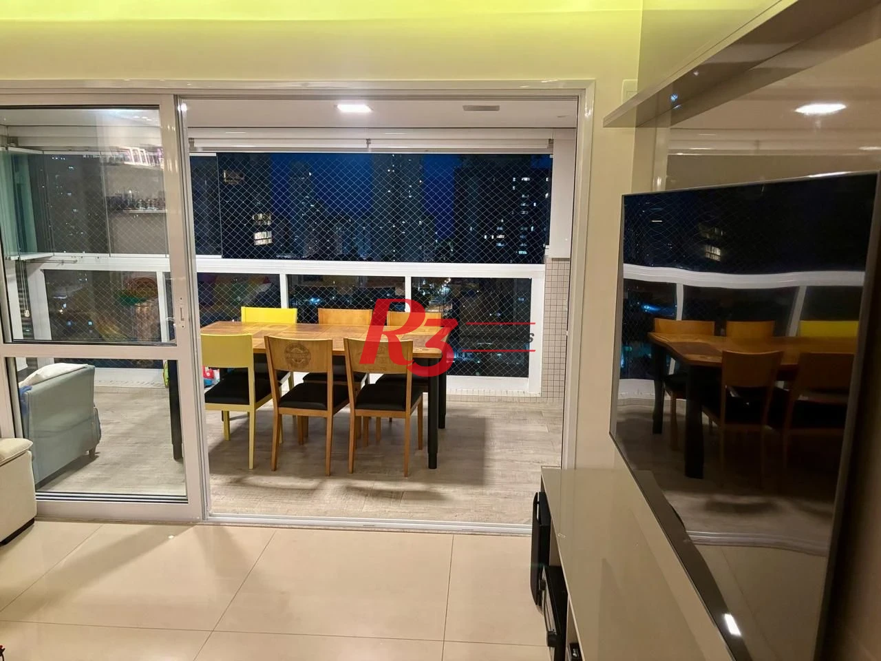 Apartamento com 3 dormitórios à venda, 131 m² por R$ 1.980.000,00 - Embaré - Santos/SP
