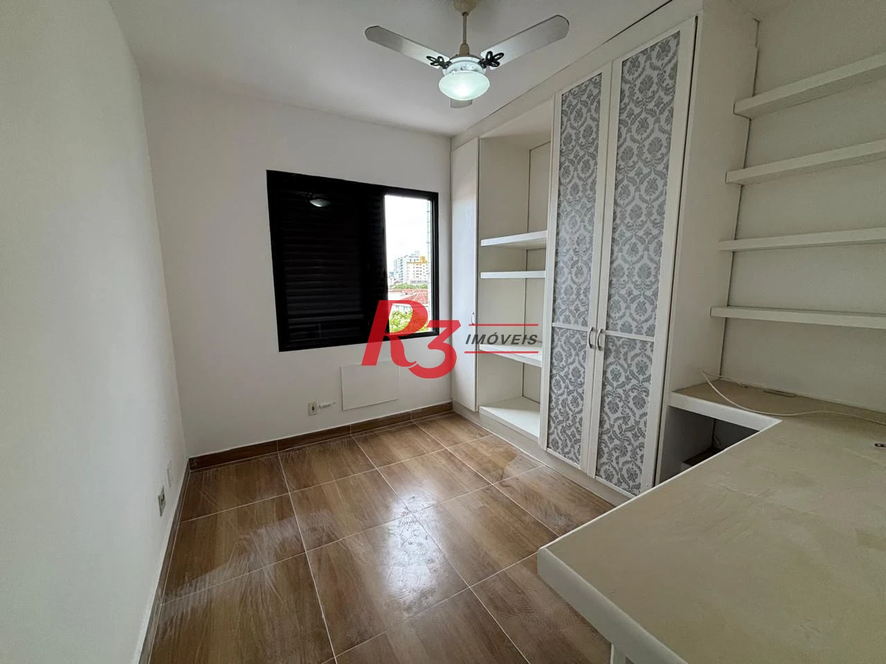 Apartamento com 3 dormitórios para alugar, 110 m² por R$ 4.500,00/mês - Boqueirão - Santos/SP