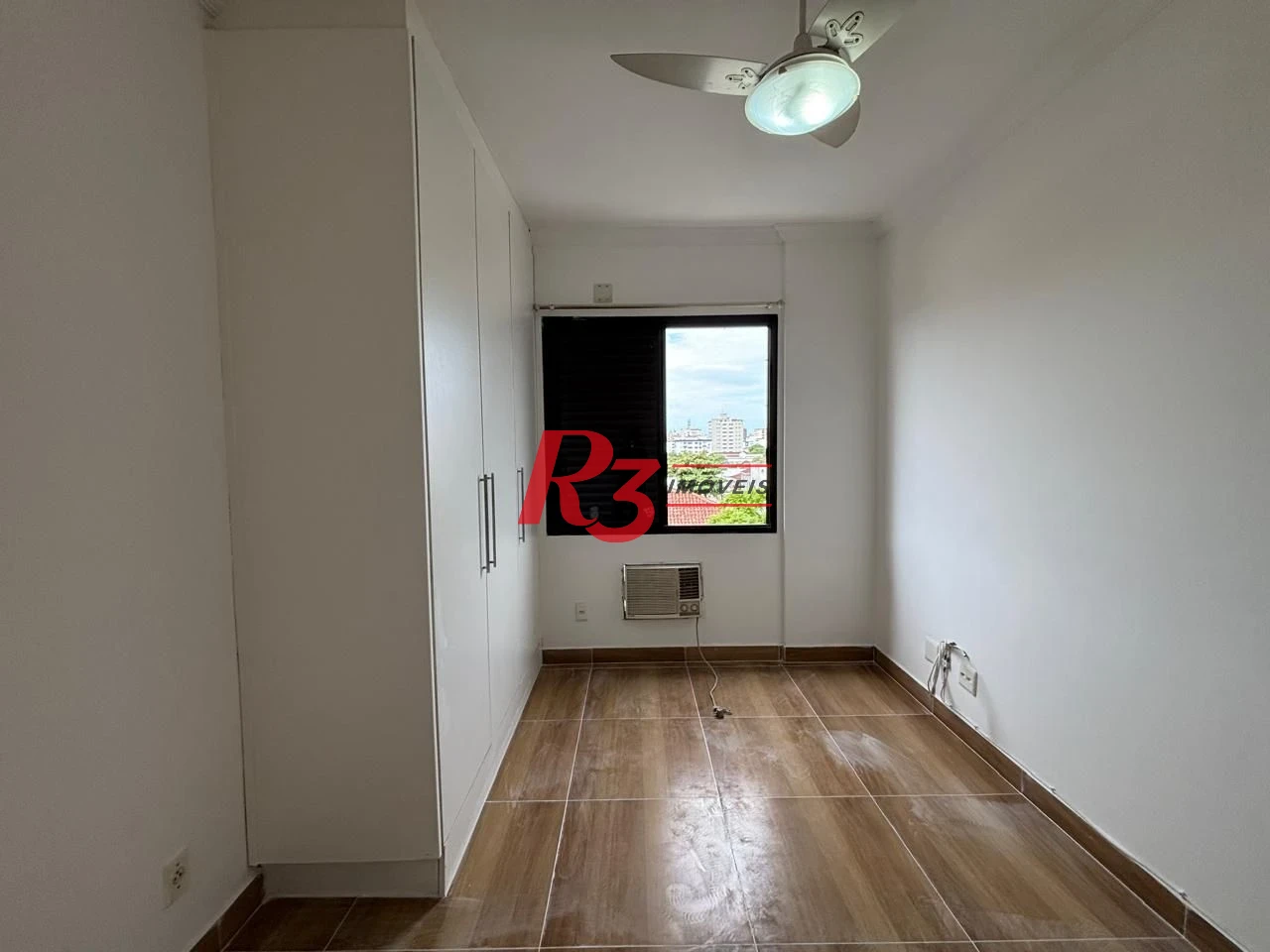 Apartamento com 3 dormitórios para alugar, 110 m² por R$ 4.500,00/mês - Boqueirão - Santos/SP