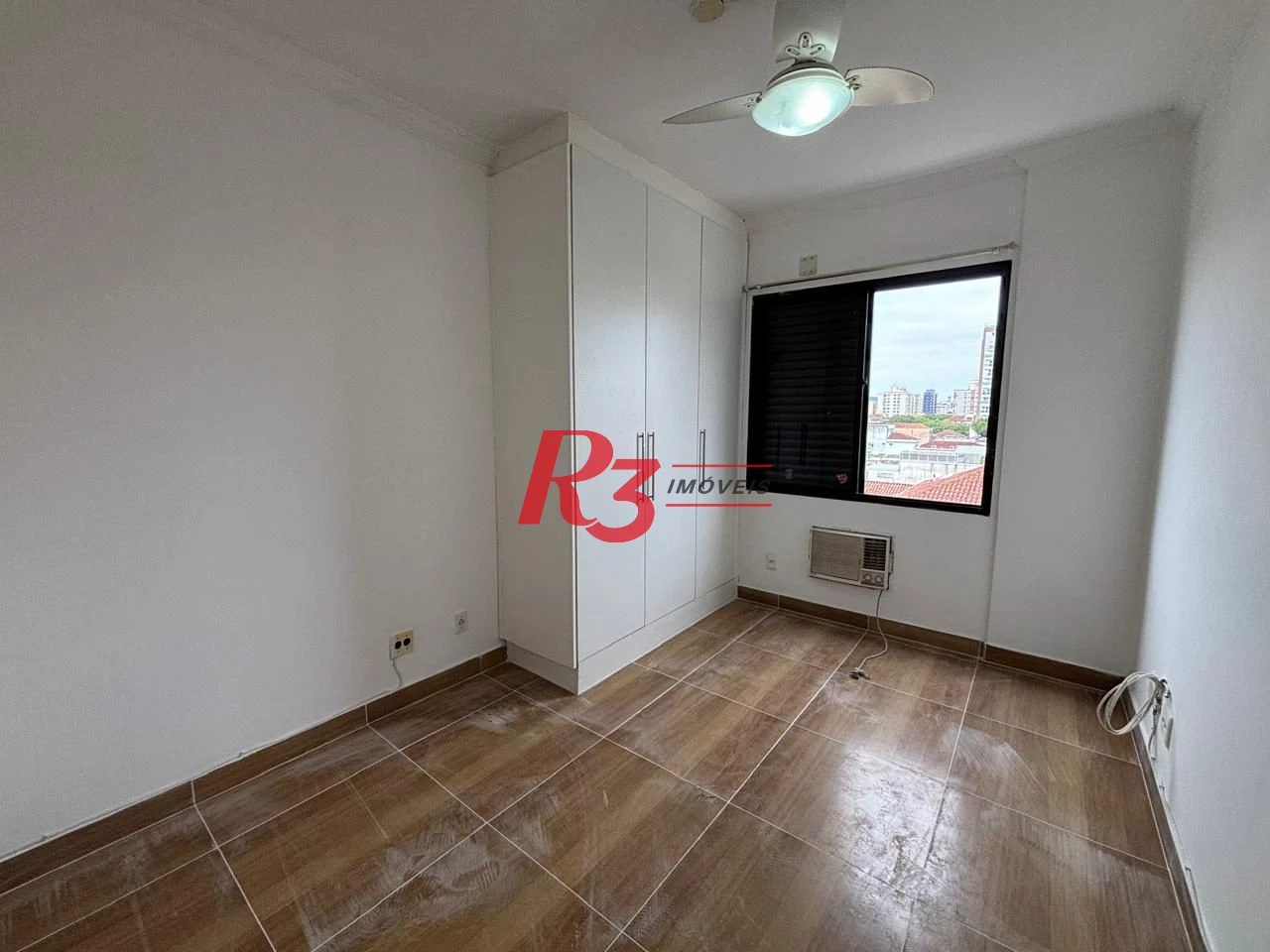 Apartamento com 3 dormitórios para alugar, 110 m² por R$ 4.500,00/mês - Boqueirão - Santos/SP