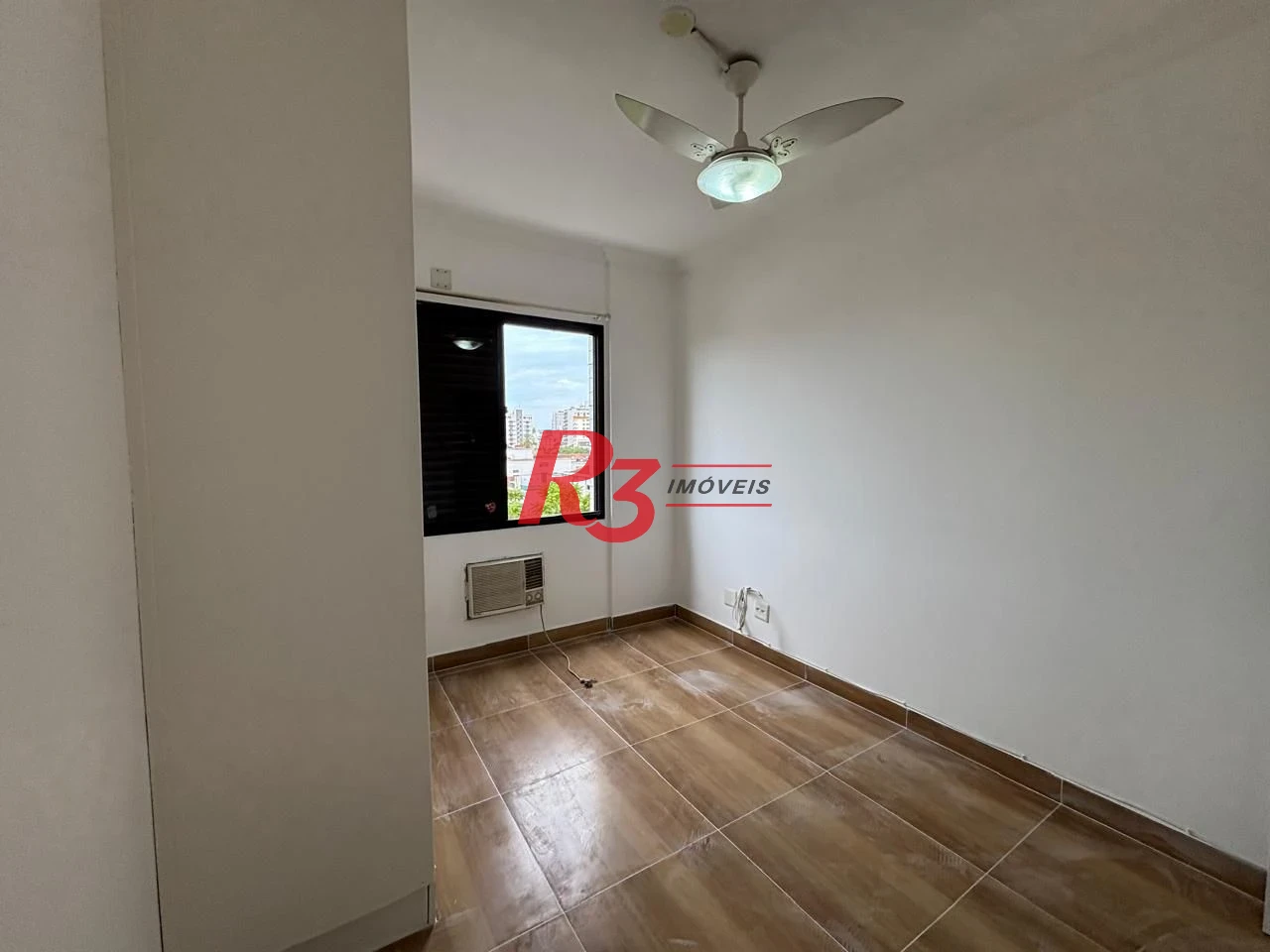 Apartamento com 3 dormitórios para alugar, 110 m² por R$ 4.500,00/mês - Boqueirão - Santos/SP