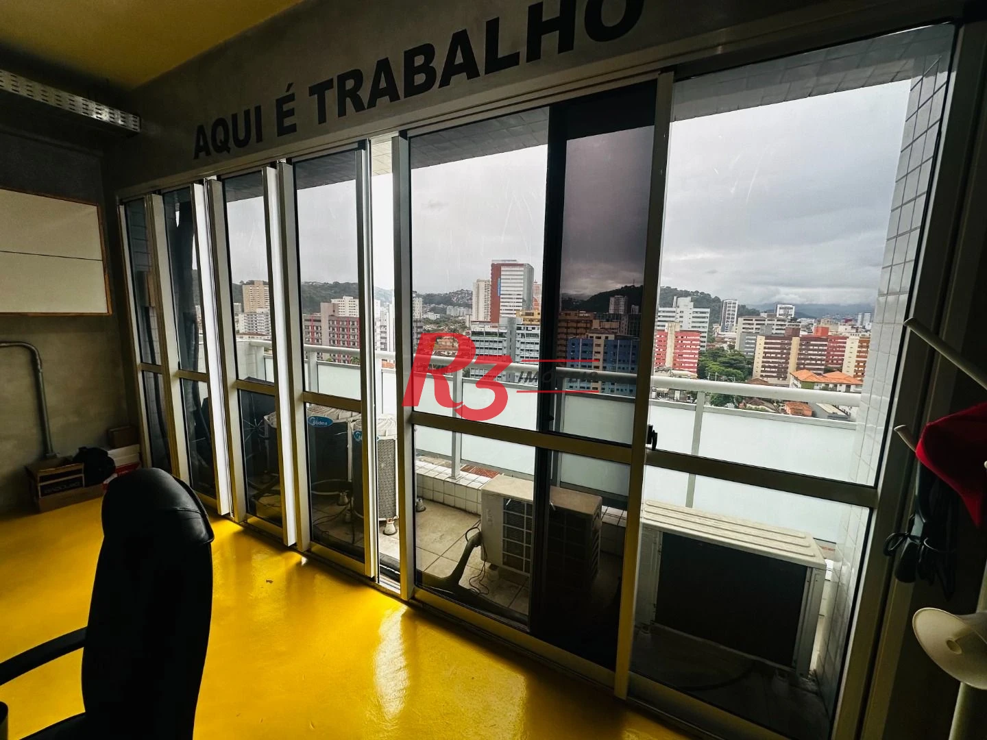 Sala à venda, 68 m² por R$ 544.000,00 - Encruzilhada - Santos/SP
