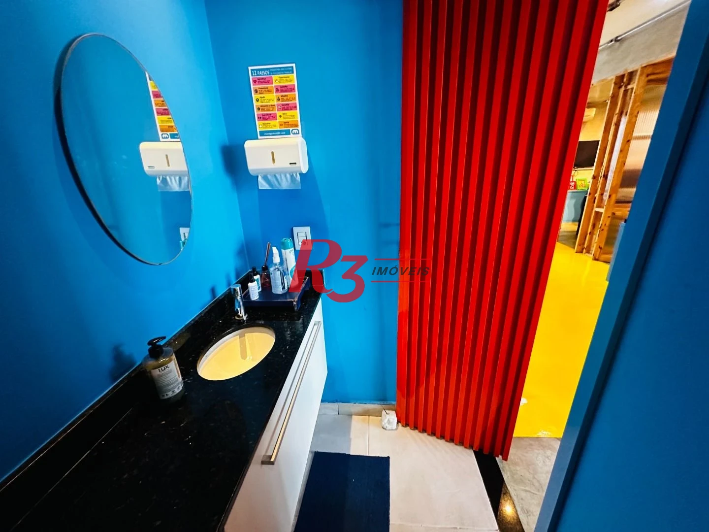 Sala à venda, 44 m² por R$ 363.000,00 - Encruzilhada - Santos/SP