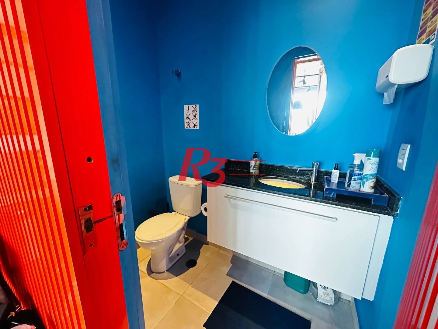 Sala à venda, 44 m² por R$ 363.000,00 - Encruzilhada - Santos/SP