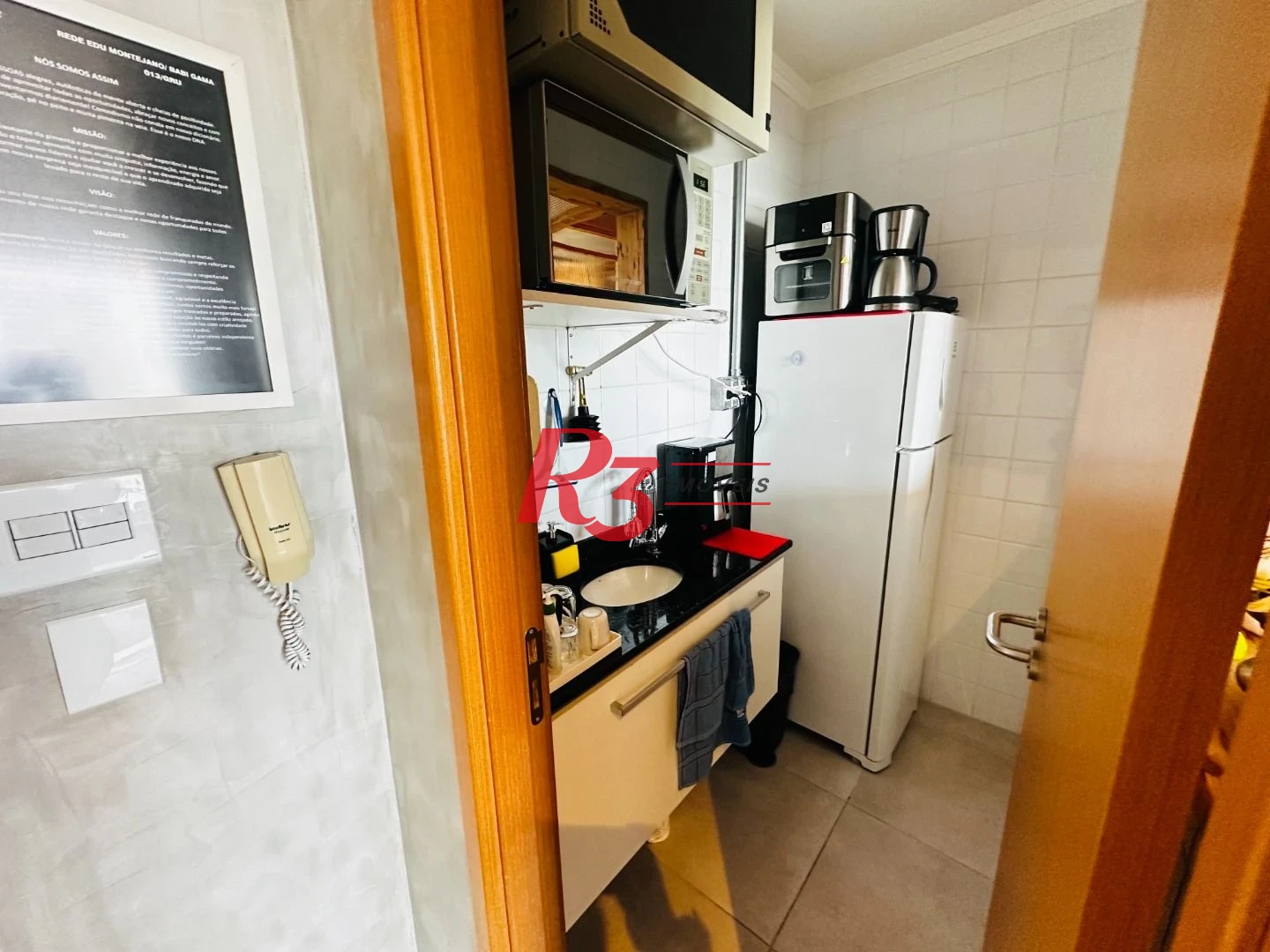 Sala à venda, 44 m² por R$ 363.000,00 - Encruzilhada - Santos/SP
