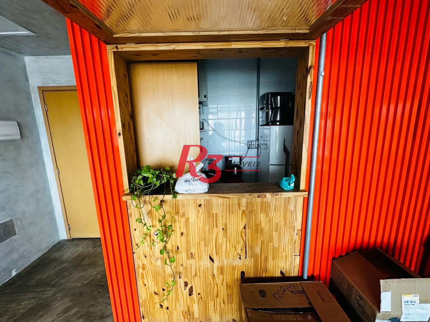 Sala à venda, 44 m² por R$ 363.000,00 - Encruzilhada - Santos/SP