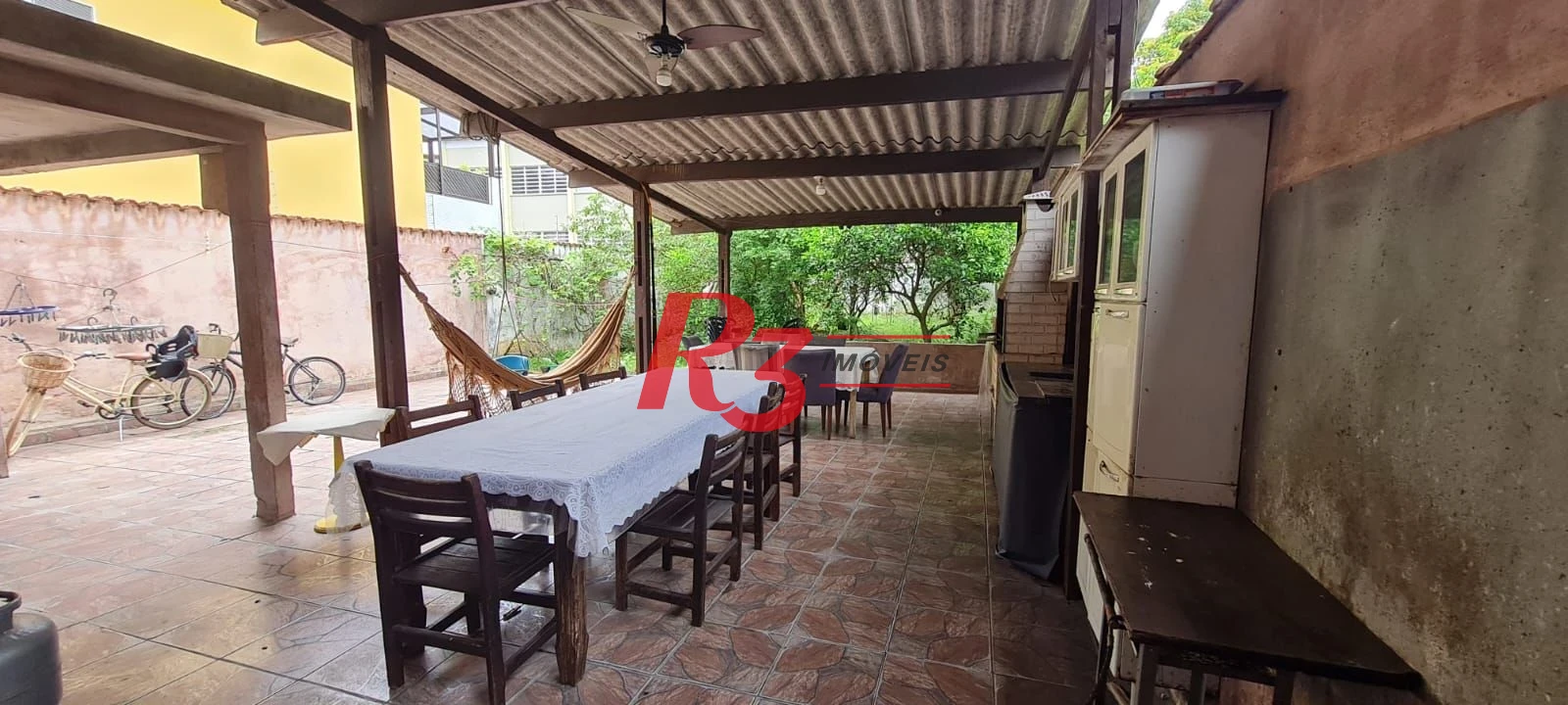 Sobrado com 5 dormitórios à venda, 600 m² por R$ 960.000,00 - Vila Cascatinha - São Vicente/SP