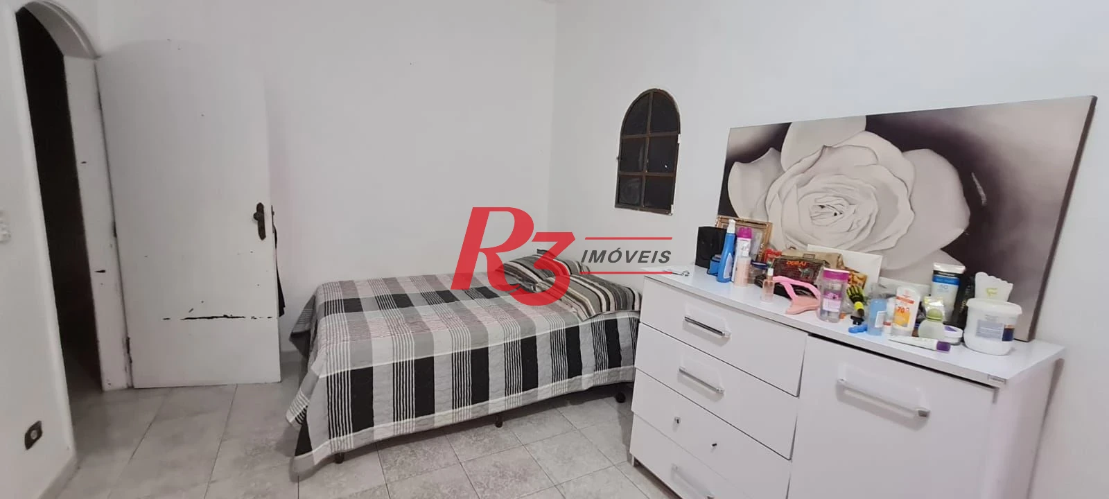 Sobrado com 5 dormitórios à venda, 600 m² por R$ 960.000,00 - Vila Cascatinha - São Vicente/SP