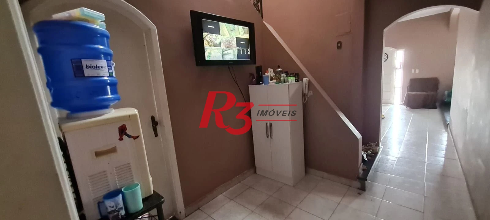 Sobrado com 5 dormitórios à venda, 600 m² por R$ 960.000,00 - Vila Cascatinha - São Vicente/SP