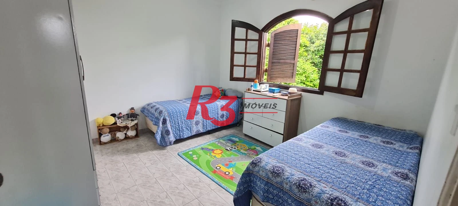 Sobrado com 5 dormitórios à venda, 600 m² por R$ 960.000,00 - Vila Cascatinha - São Vicente/SP