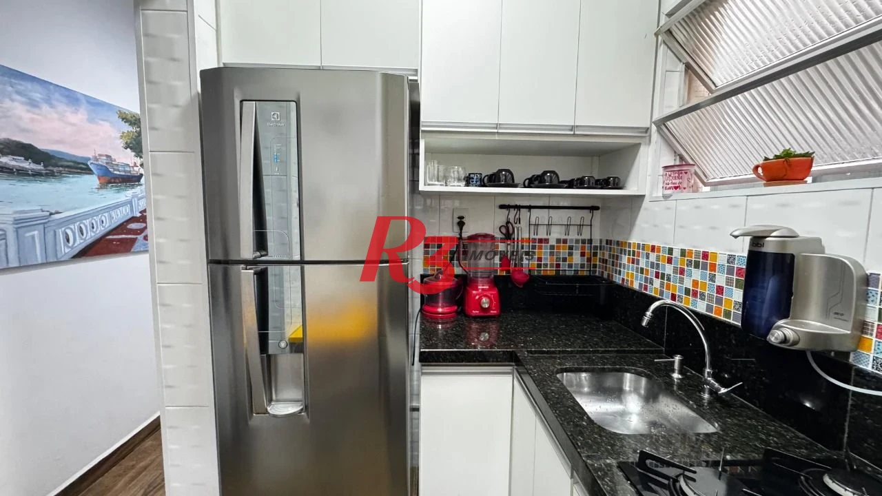 Apartamento á venda 1 quarto com varanda no Gonzaga, Santos