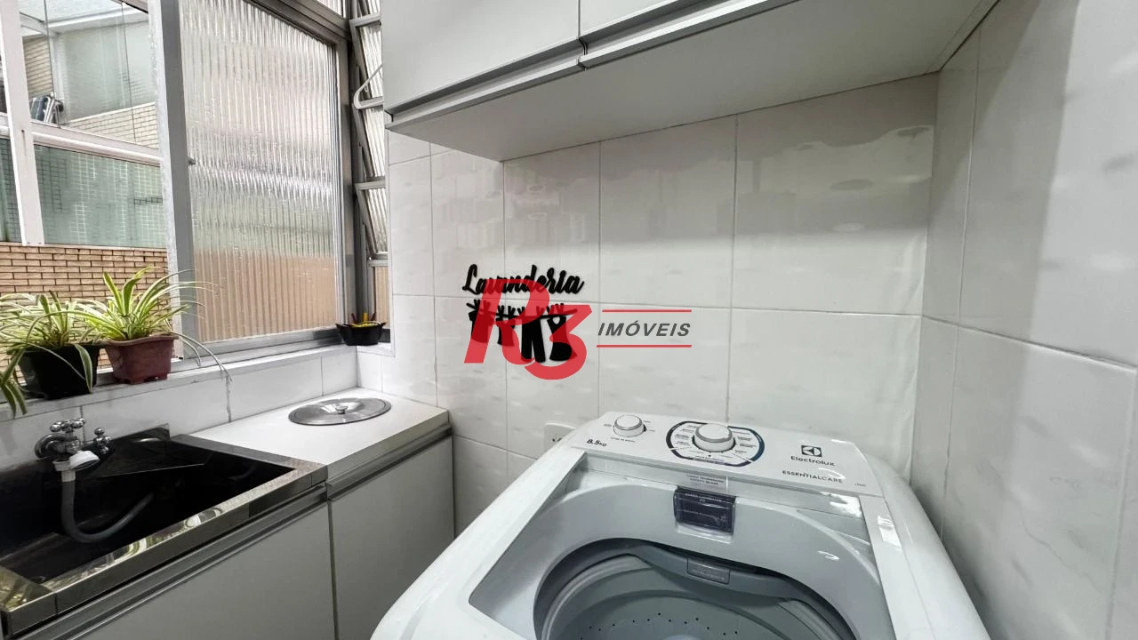 Apartamento á venda 1 quarto com varanda no Gonzaga, Santos
