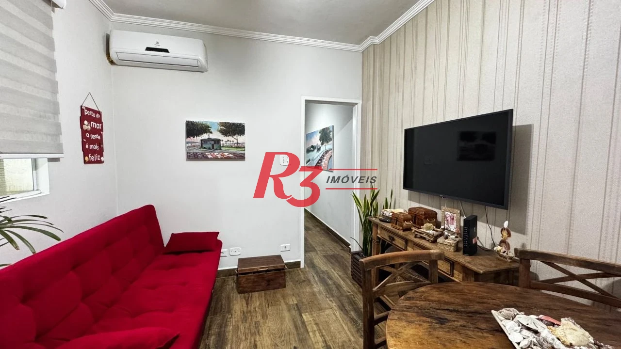 Apartamento á venda 1 quarto com varanda no Gonzaga, Santos