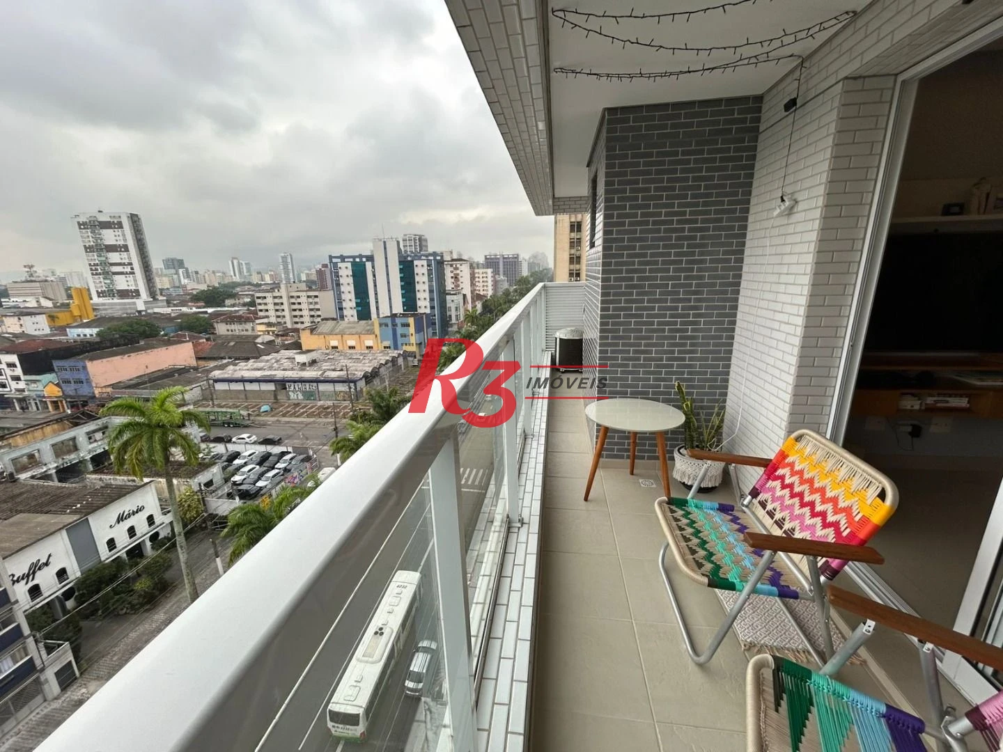 Apartamento na Vila Mathias com 59m²