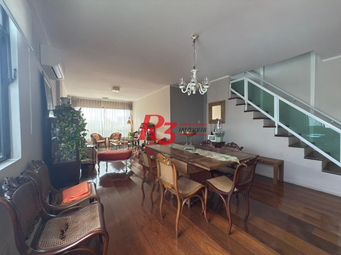 Cobertura com 4 dormitórios à venda, 255 m² por R$ 1.900.000,00 - Boqueirão - Santos/SP