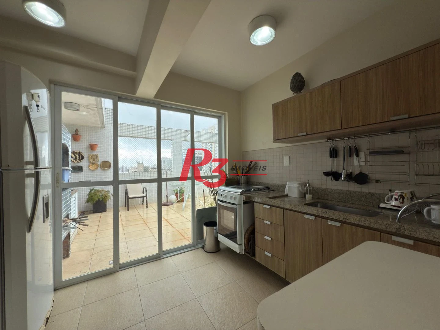 Cobertura com 4 dormitórios à venda, 255 m² por R$ 1.900.000,00 - Boqueirão - Santos/SP
