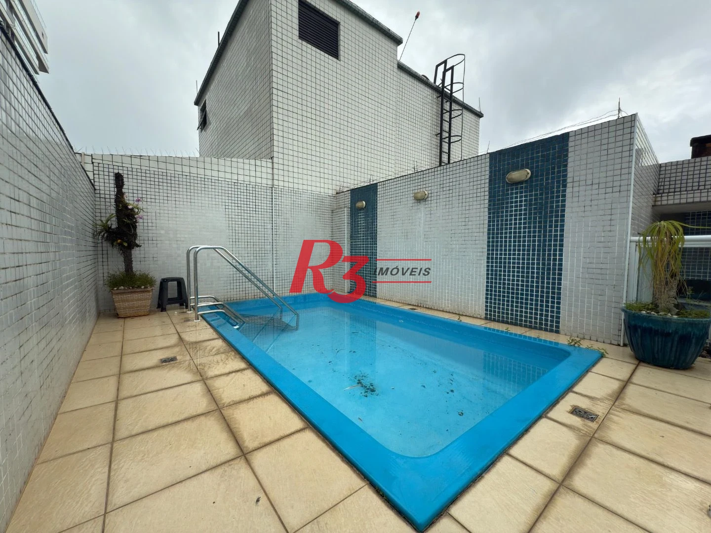Cobertura com 4 dormitórios à venda, 255 m² por R$ 1.900.000,00 - Boqueirão - Santos/SP