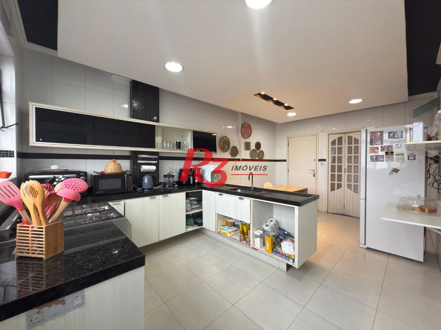 Cobertura com 4 dormitórios à venda, 255 m² por R$ 1.900.000,00 - Boqueirão - Santos/SP