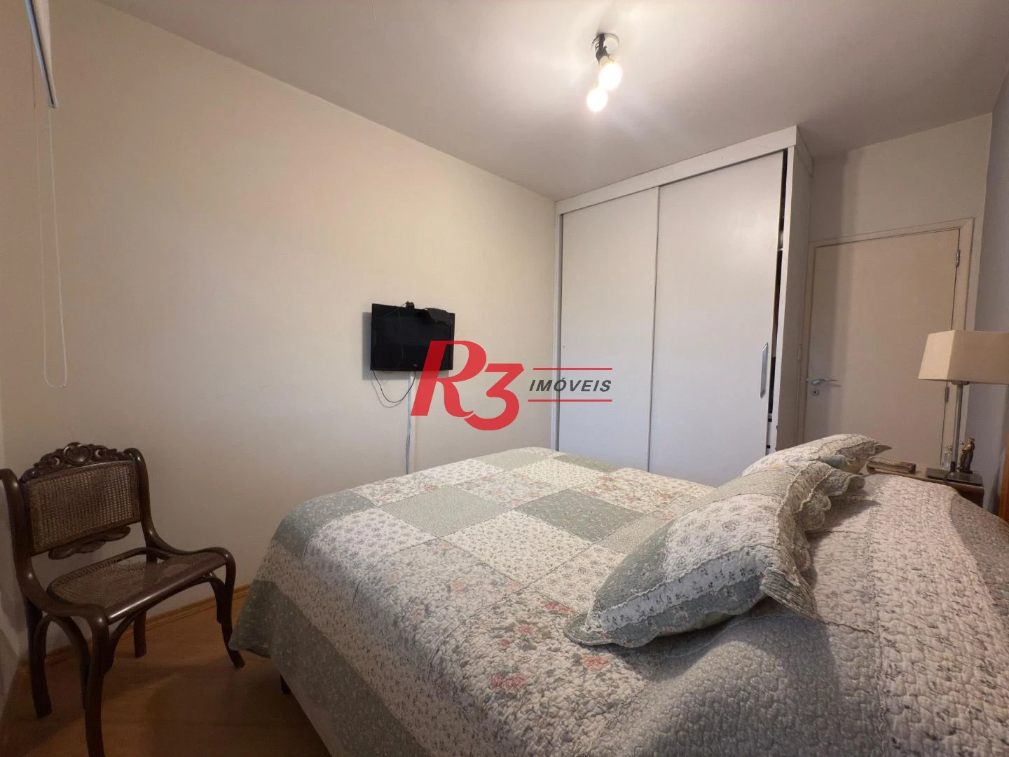 Cobertura com 4 dormitórios à venda, 255 m² por R$ 1.900.000,00 - Boqueirão - Santos/SP