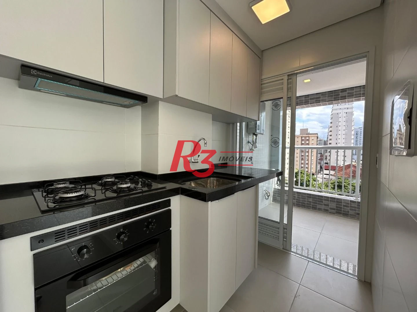 Apartamento com 2 dormitórios à venda, 105 m² por R$ 1.450.000,00 - Vila Rica - Santos/SP