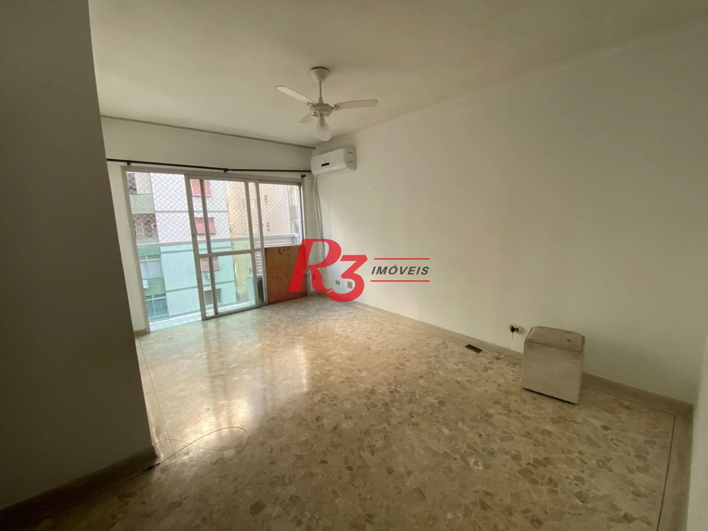 Apartamento com 2 dormitórios à venda, 75 m² por R$ 540.000,00 - Ponta da Praia - Santos/SP