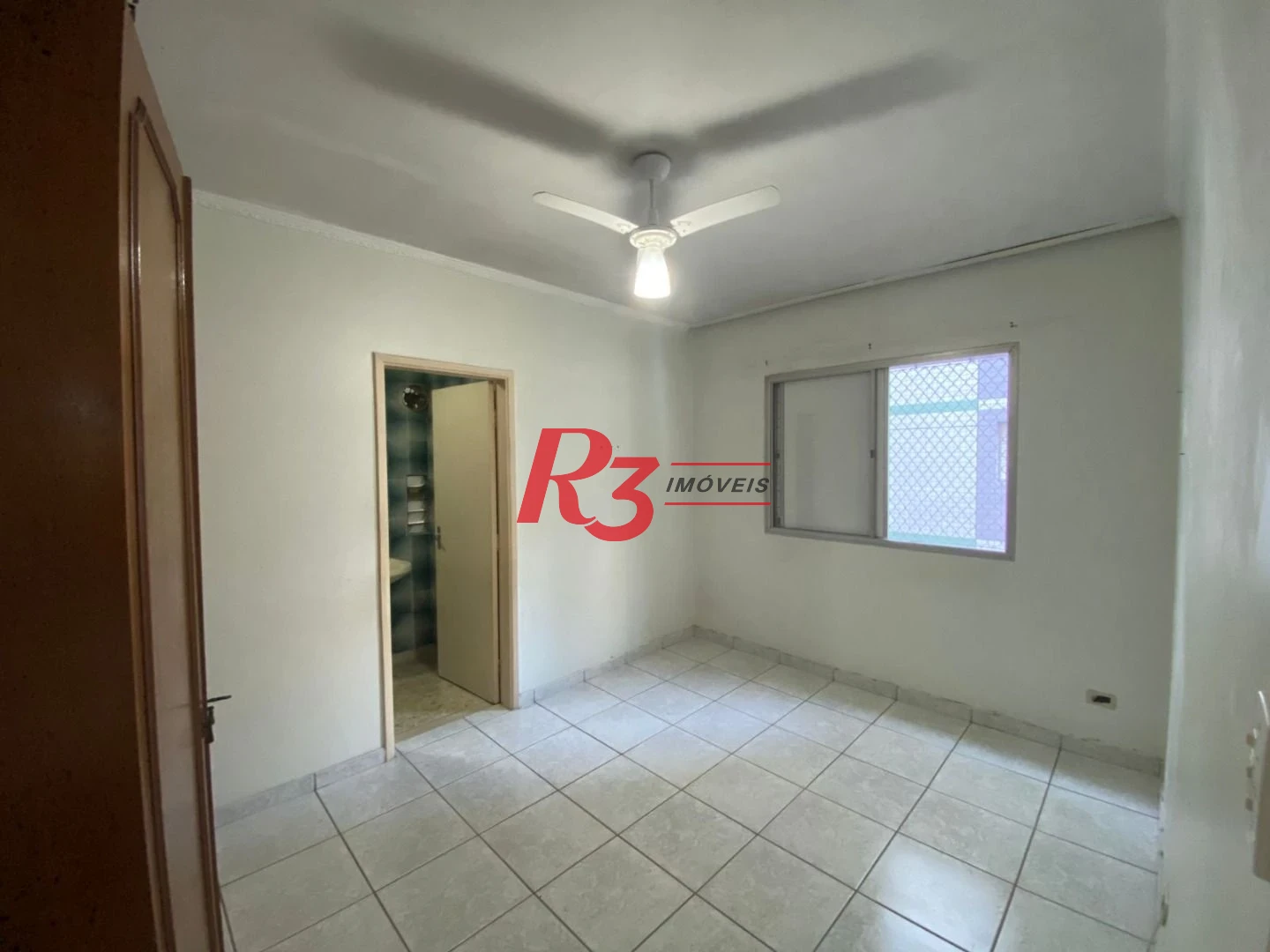 Apartamento com 2 dormitórios à venda, 75 m² por R$ 540.000,00 - Ponta da Praia - Santos/SP
