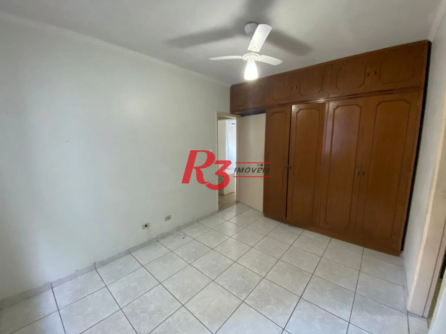Apartamento com 2 dormitórios à venda, 75 m² por R$ 540.000,00 - Ponta da Praia - Santos/SP