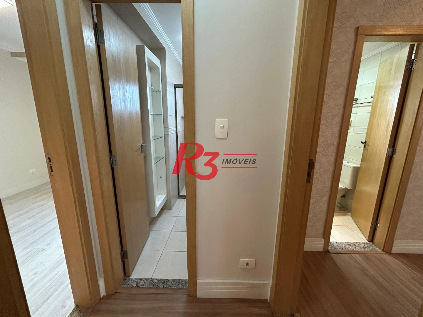 Apartamento com 2 dormitórios à venda, 102 m² por R$ 1.000.000,00 - Pompéia - Santos/SP