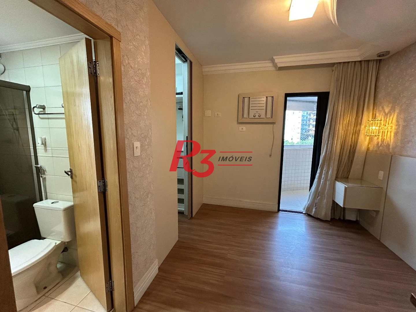 Apartamento com 2 dormitórios à venda, 102 m² por R$ 1.000.000,00 - Pompéia - Santos/SP
