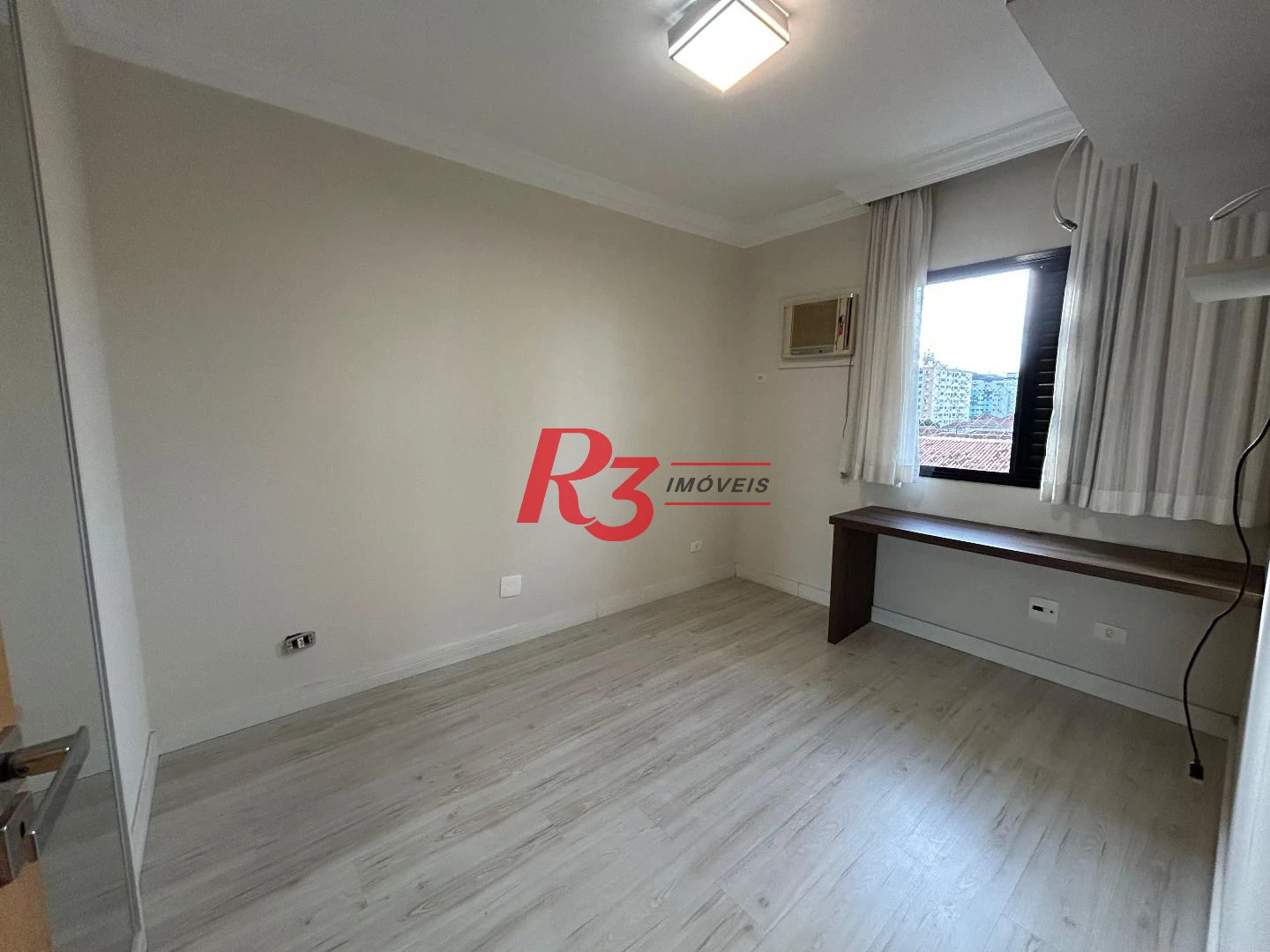 Apartamento com 2 dormitórios à venda, 102 m² por R$ 1.000.000,00 - Pompéia - Santos/SP