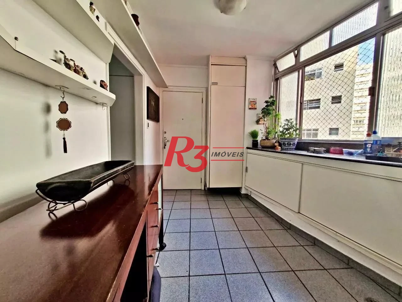 Apartamento com 3 dormitórios à venda, 187 m² por R$ 1.350.000,00 - Gonzaga - Santos/SP