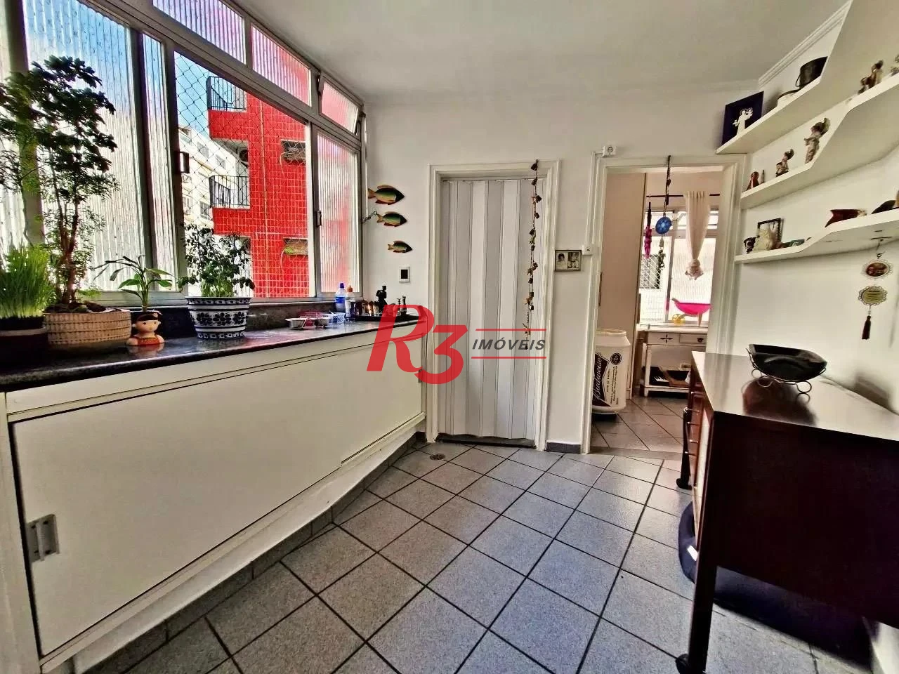 Apartamento com 3 dormitórios à venda, 187 m² por R$ 1.350.000,00 - Gonzaga - Santos/SP