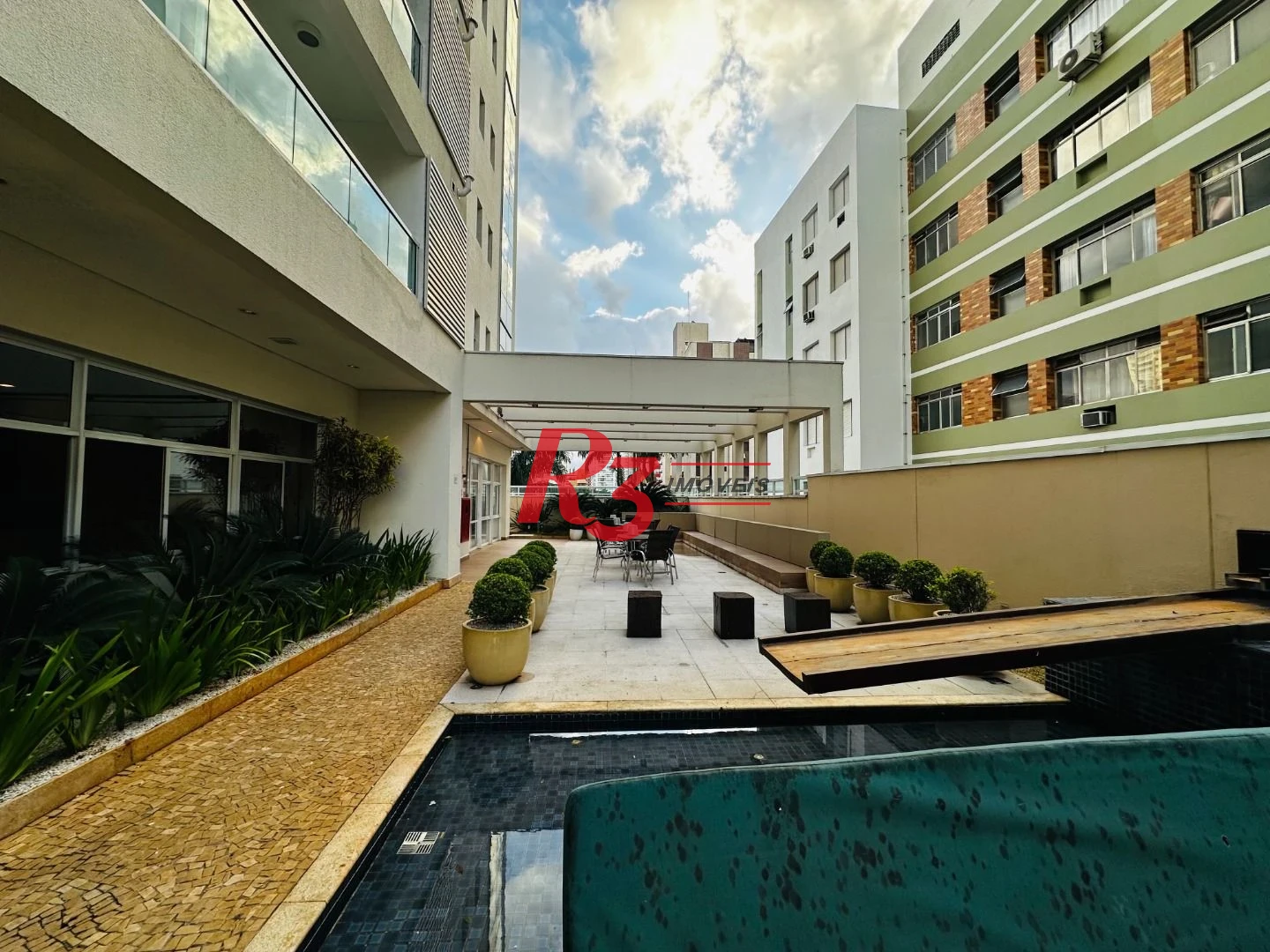 Apartamento com 1 dormitório para alugar, 47 m² por R$ 4.300,00/mês - Boqueirão - Santos/SP