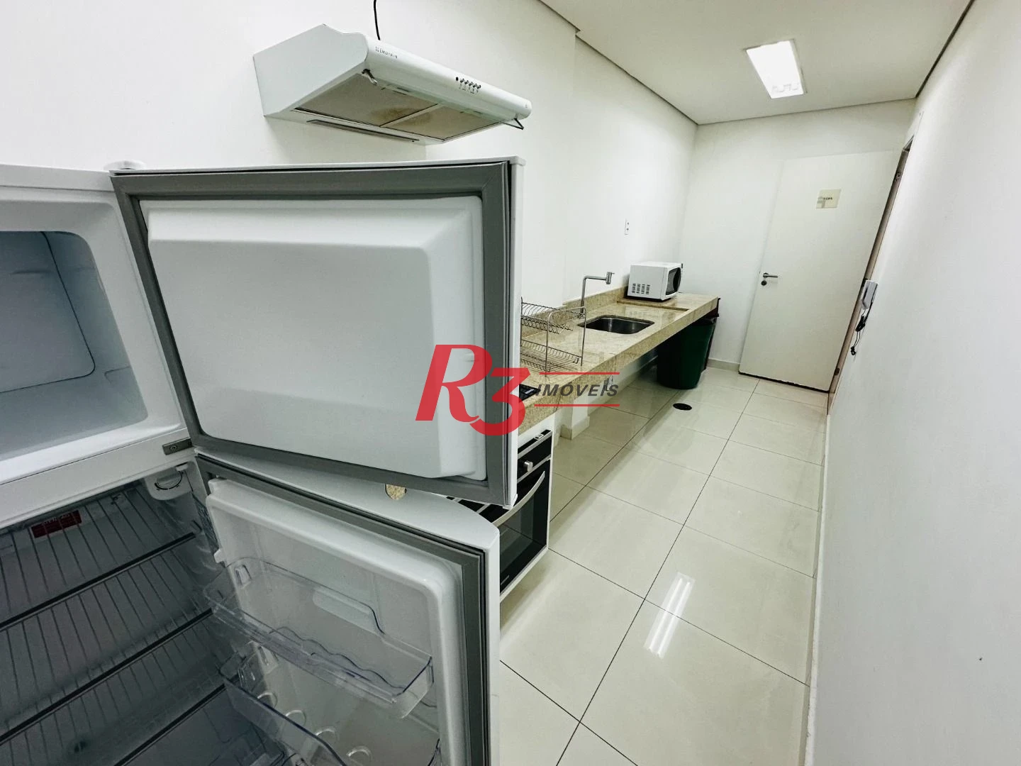 Apartamento com 1 dormitório para alugar, 47 m² por R$ 4.300,00/mês - Boqueirão - Santos/SP