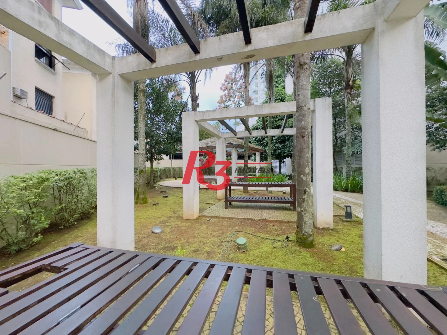 Apartamento com 1 dormitório para alugar, 47 m² por R$ 4.300,00/mês - Boqueirão - Santos/SP